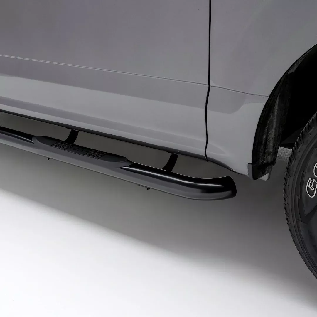Aries With Surface Steps Round Nerf Bar 203006